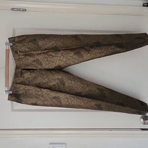Beautiful gold jacquard pants